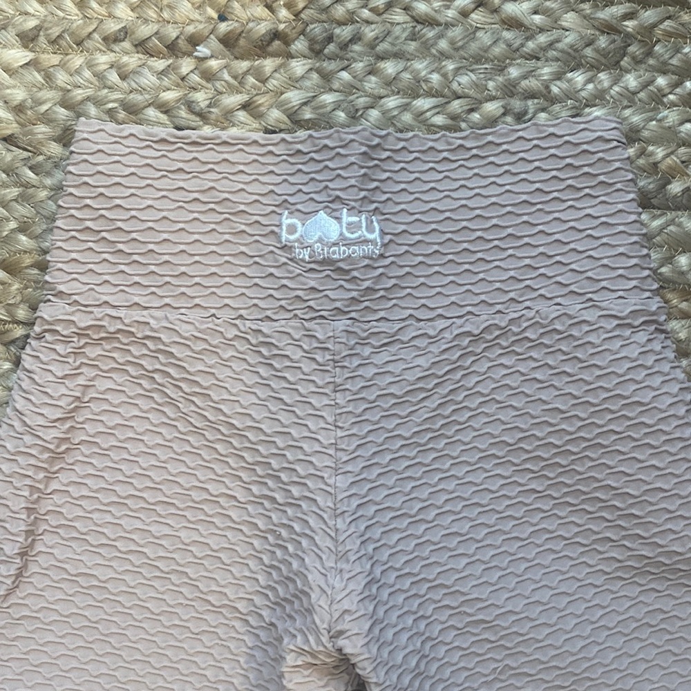 Nude booty by Brabants crocodile leggings -one size fits all